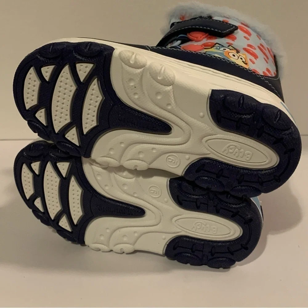 NWT. BLUEY Toddler Winter Boots